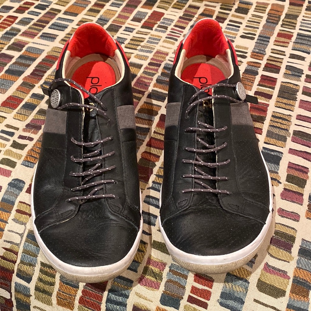 Plae Mulberry Black 9 women 7.5 Men EU 40